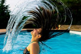 keeping algae out of pool